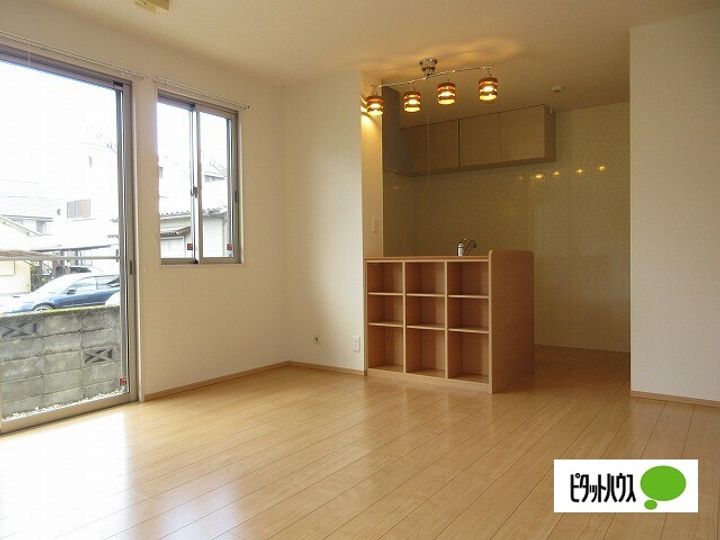 徳島県板野郡北島町北村字壱町四反地(一戸建)の賃貸物件の居間