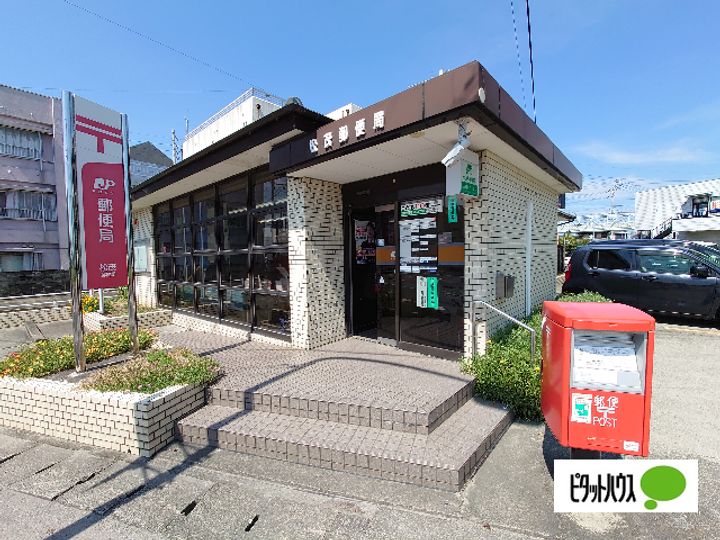 リトルコッティの周辺