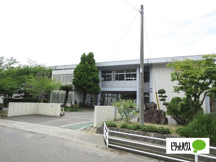 鈴江ハイツの周辺