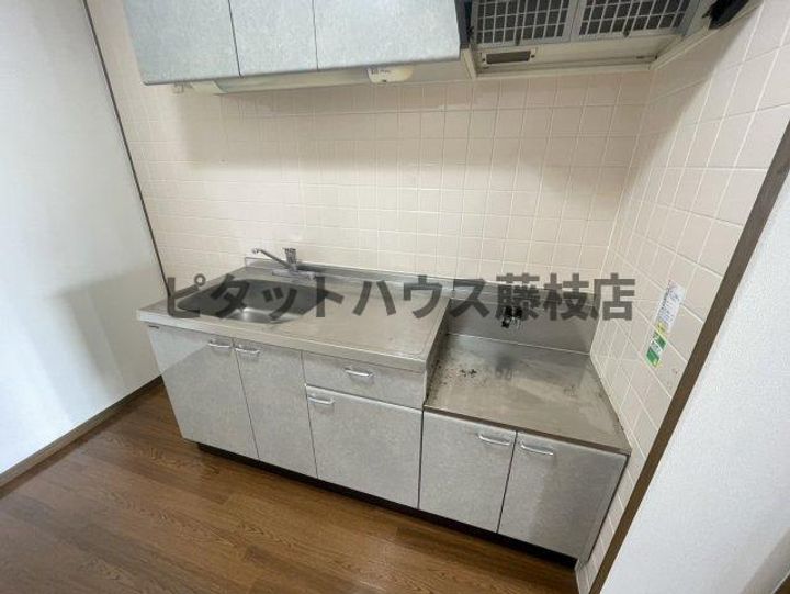 静岡県焼津市小土(アパート)の賃貸物件のキッチン