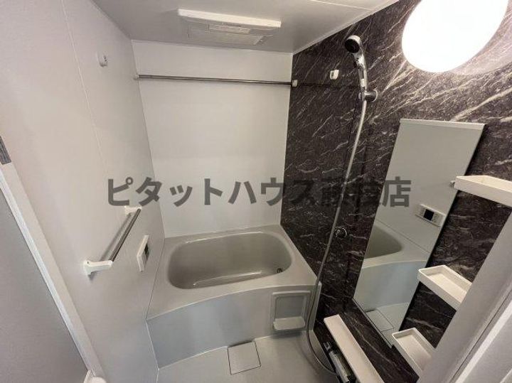 静岡県焼津市三ケ名(アパート)の賃貸物件の風呂