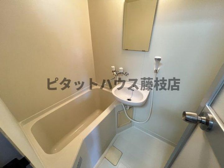 静岡県焼津市五ケ堀之内(マンション)の賃貸物件の風呂
