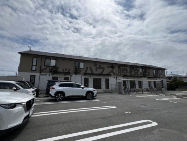 静岡県焼津市小屋敷(アパート)の賃貸物件の外観