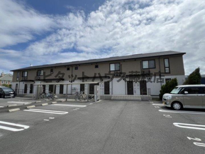 静岡県焼津市小屋敷(アパート)の賃貸物件の外観