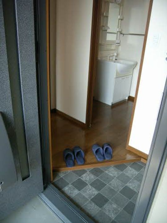 静岡県牧之原市細江(アパート)の賃貸物件B202の玄関