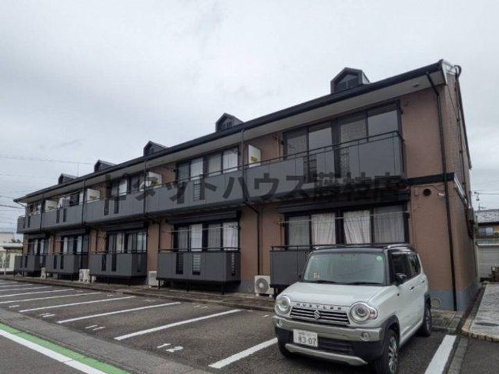 静岡県藤枝市前島2丁目(アパート)の賃貸物件の外観