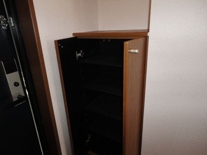 静岡県島田市旗指(アパート)の賃貸物件0102の玄関