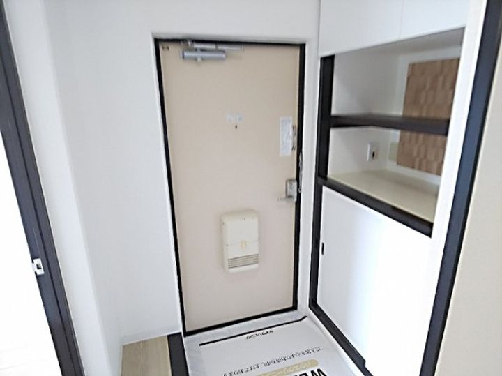 静岡県袋井市長溝(マンション)の賃貸物件102の玄関