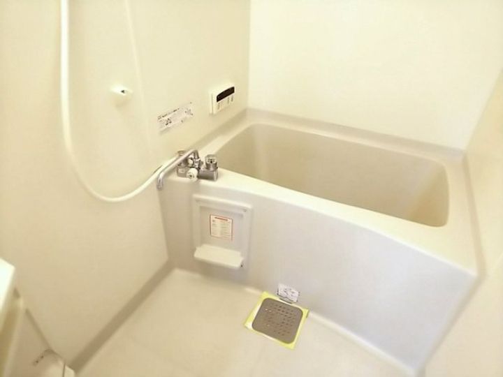 静岡県掛川市長谷1丁目(アパート)の賃貸物件101の風呂