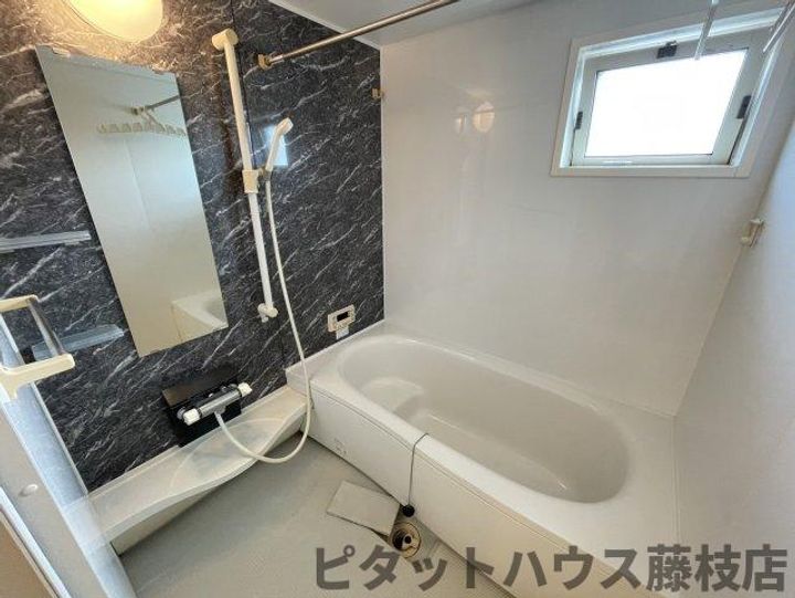 静岡県焼津市西小川5丁目(アパート)の賃貸物件201の風呂