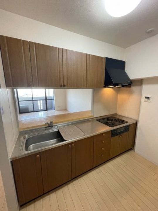 悠和苑のキッチン