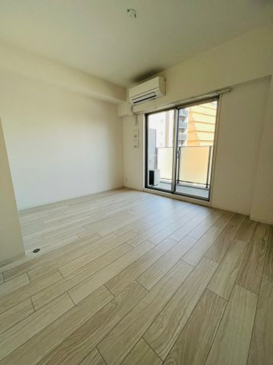 エスリード大須観音プリモの居間