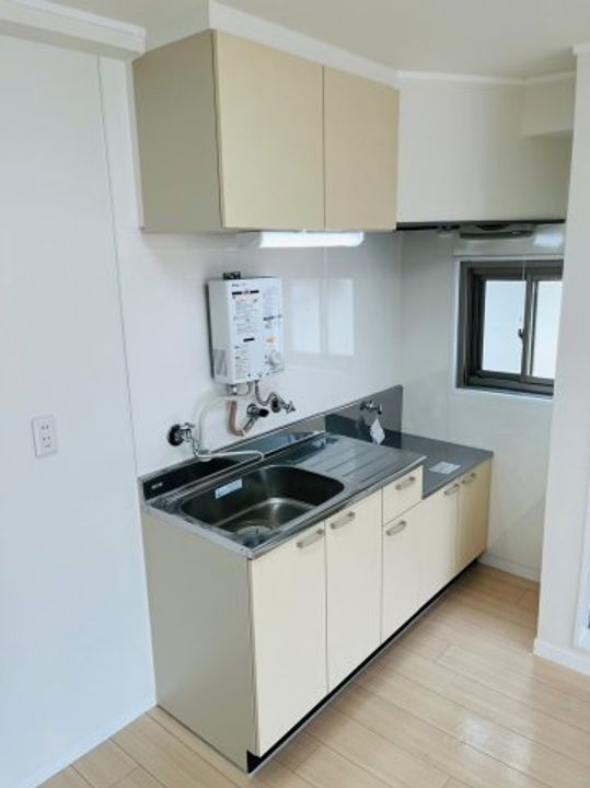 蜂須賀ビルのキッチン