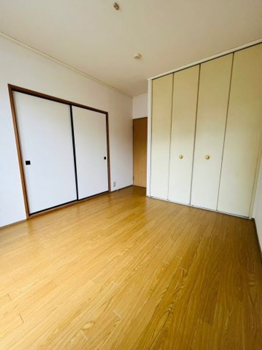 シャトレ藤の居間