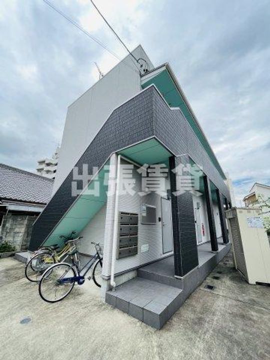 ラルーチェ庄内通の外観