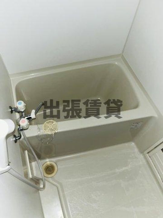 ピストハッタの風呂