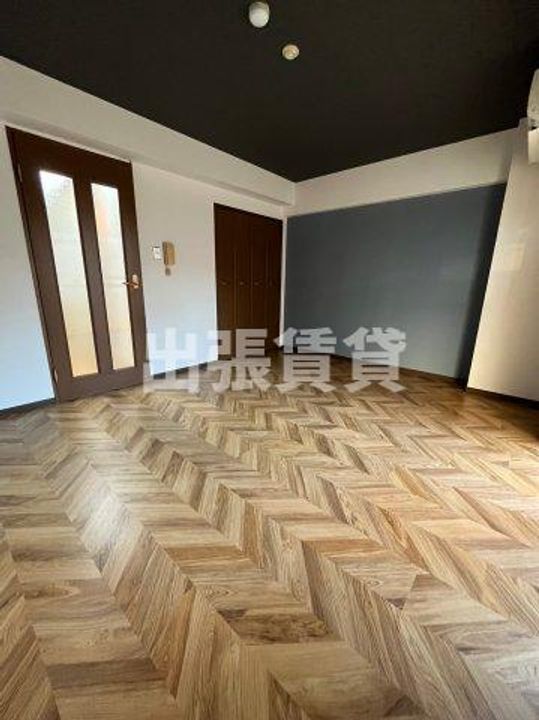 コンフォール港楽の居間