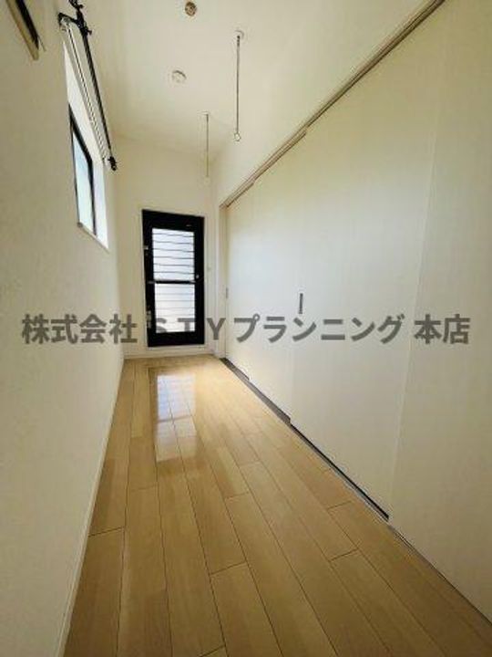 PRIMAVERA WESTの内装