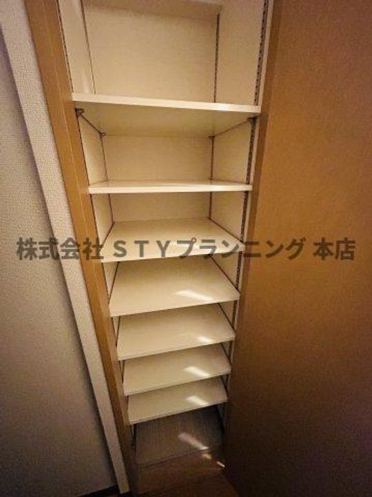 VIOLA KANAYAMAのその他画像