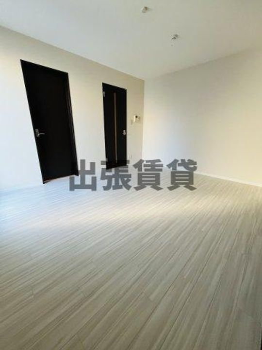 プリミエール上飯田南町の居間