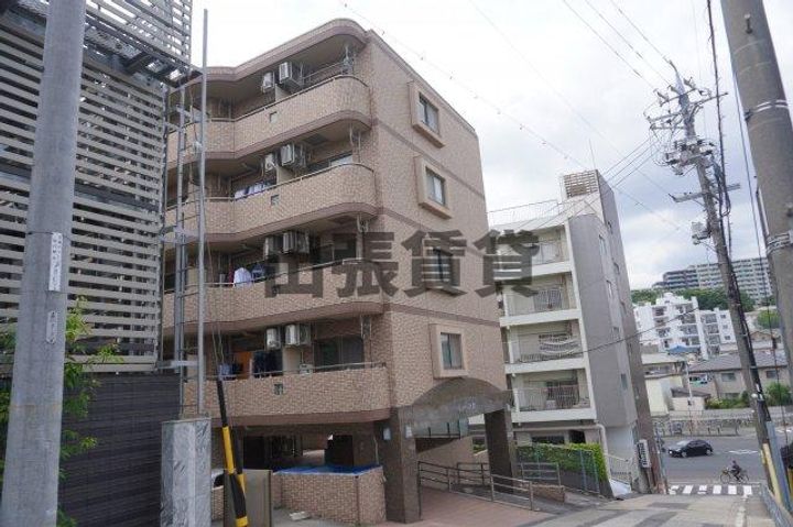 Ceres星ヶ丘の外観