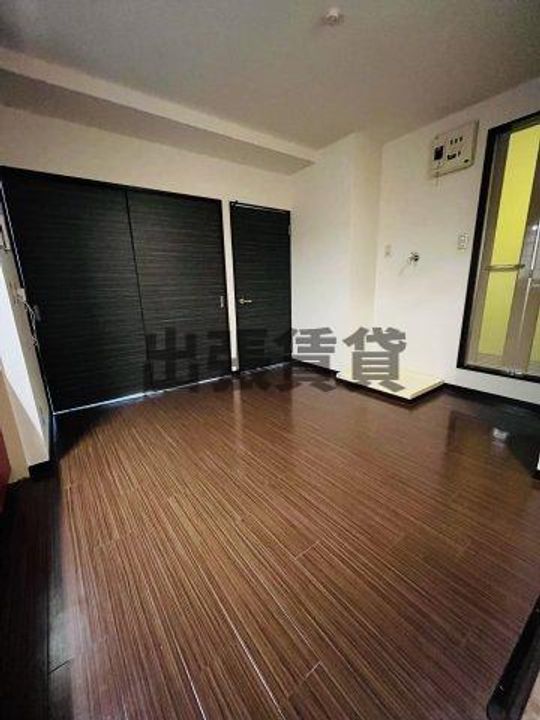 エムズハウス栄の居間