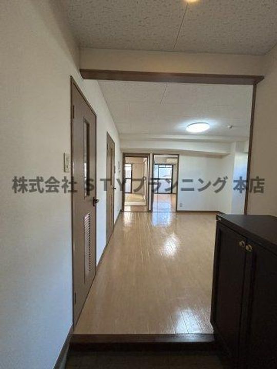 フォンテ名昭の内装