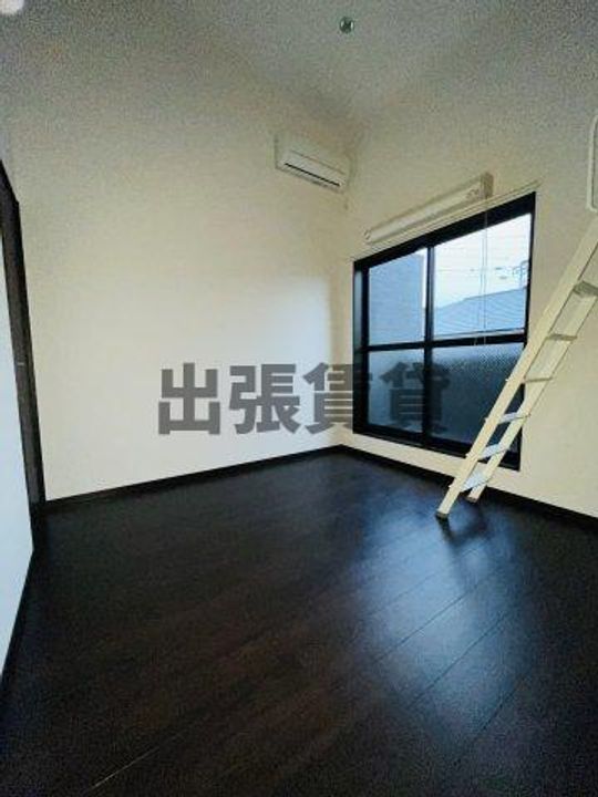 エリュートの居間