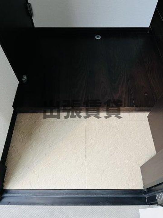 エリュートの玄関