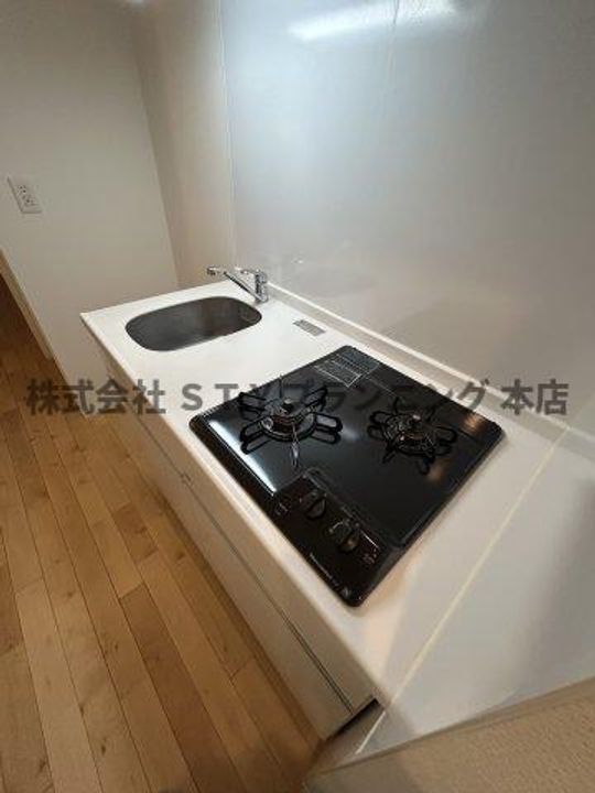 COZY阿由知通のキッチン