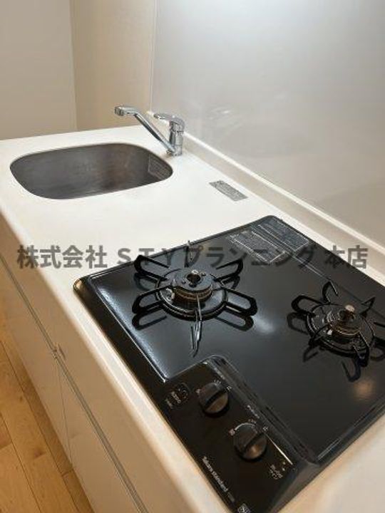 COZY阿由知通のキッチン