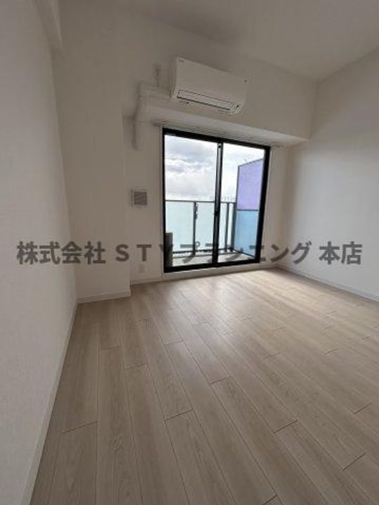 S-RESIDENCE上前津Southの居間