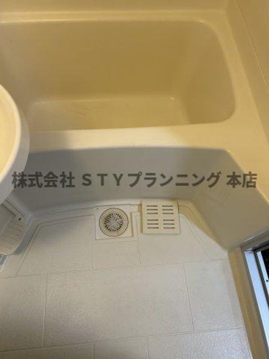 リブローネ南山の風呂