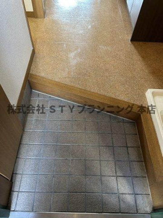 ホーメスト北原T.Mの玄関