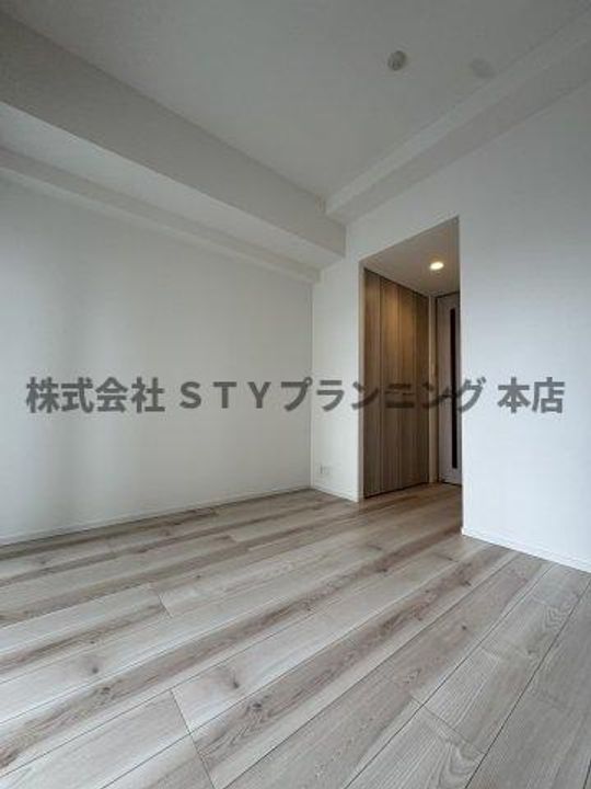 S-RESIDENCE今池arcanaの居間