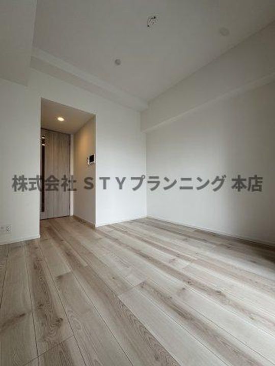 S-RESIDENCE今池arcanaの居間