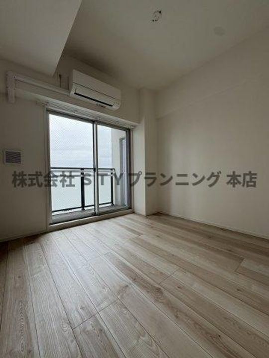 S-RESIDENCE今池arcanaの居間