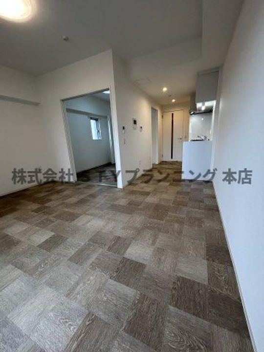 レジデンシア尾頭橋駅前の居間