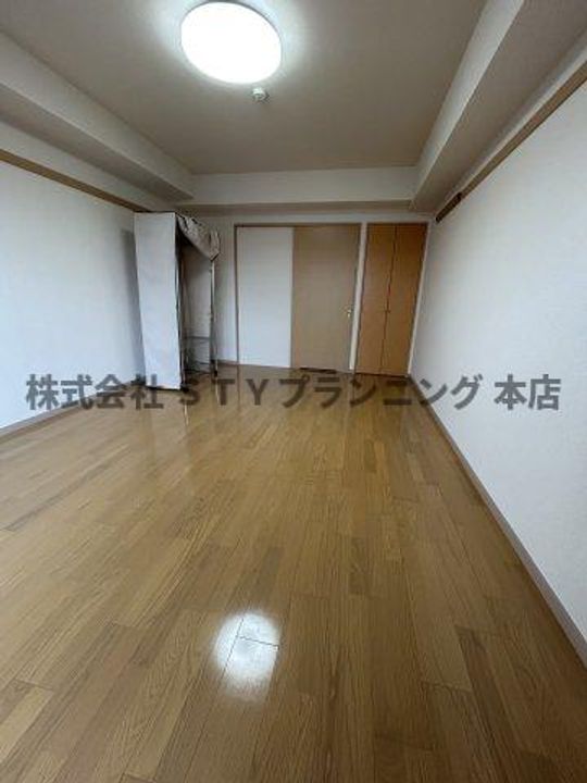 グランダール吹上の居間