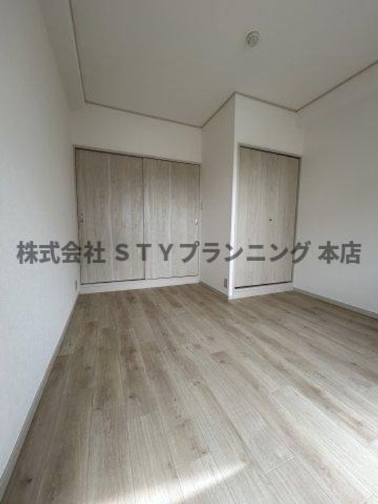 ナビオ杁中の内装