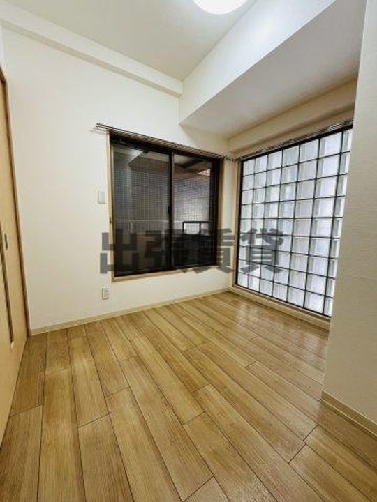 アーバン伏見の居間