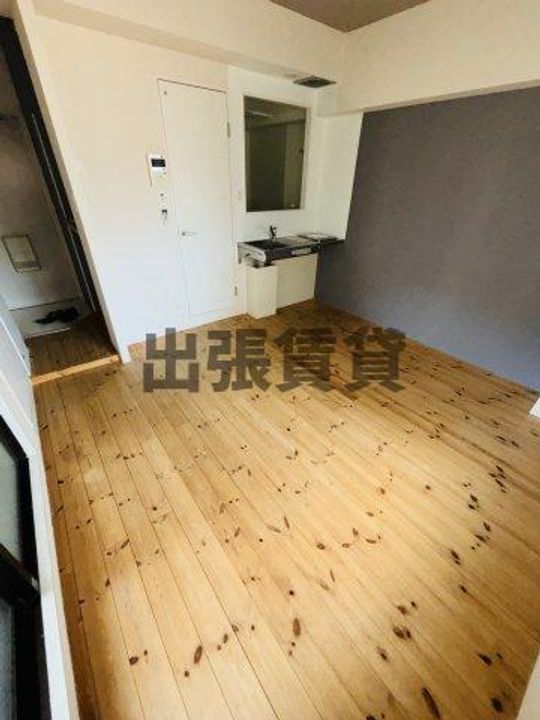 ダイアパレス新栄の居間