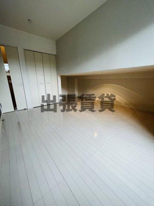 バウコーポ栄生の居間