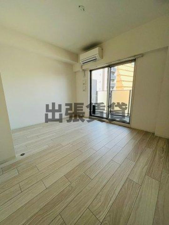 エスリード大須観音プリモの居間