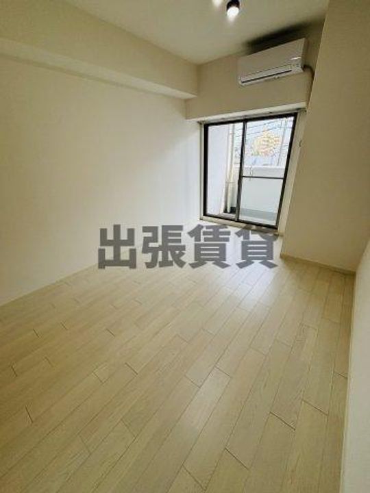 LUMINOUS東別院の居間