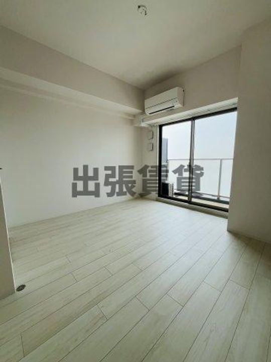 CREST TAPP黒川の居間