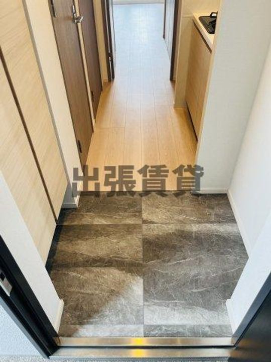 CREST TAPP平安通の玄関