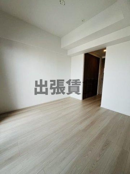 CREST TAPP平安通の居間