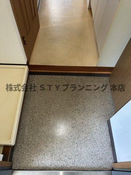 ハイツ原PartⅡの玄関