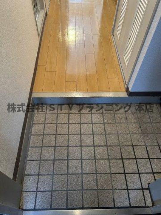 スカイライフの玄関